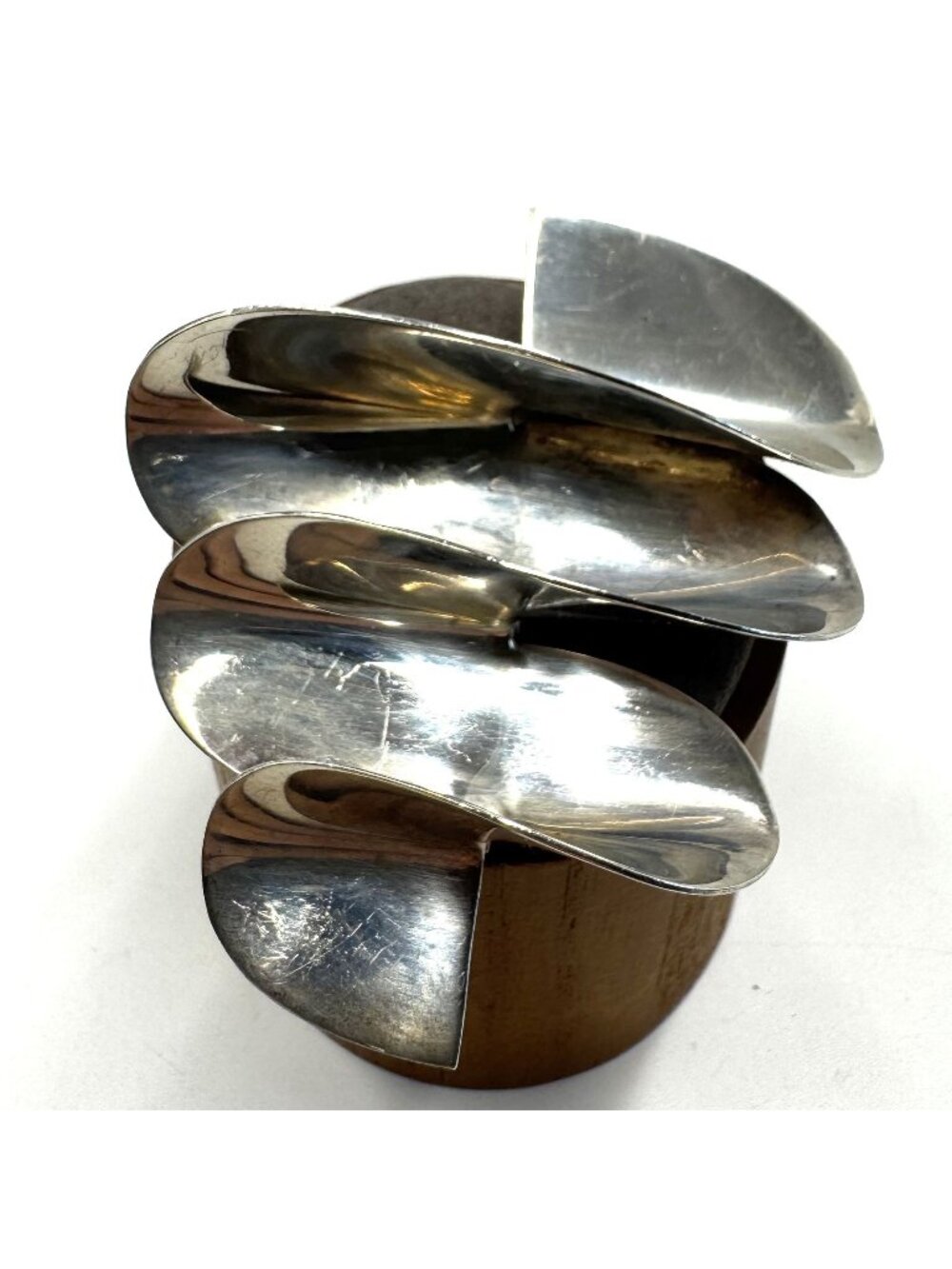 Solid Sterling Silver 925 Modernist Wave Design Brooch Size 2" Length